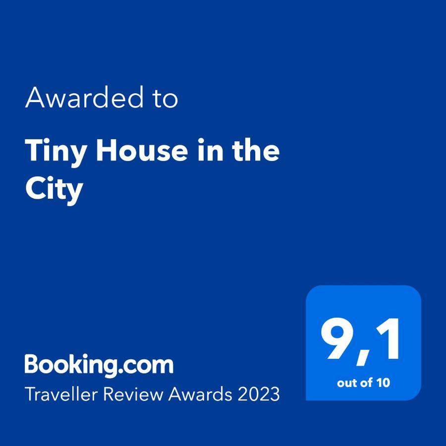 Tiny House In The City Prague Luaran gambar